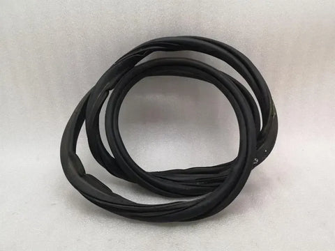 Tesla Model 3 Long Range Boat Lid Seal 1091069-00-E Deck Lid Seals