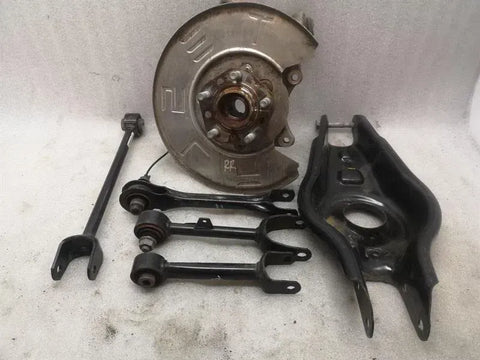 Tesla Model 3 RWD Right Rear Hub 1044416-00-G Wheel Bearing Housing Rear Right