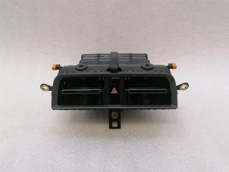 Porsche Taycan 9J air vent 9J1819111B ventilation nozzle ventilation grille
