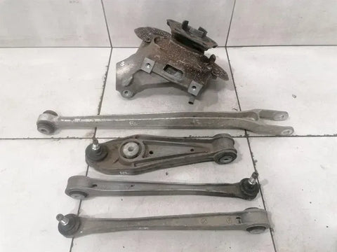 Porsche Cayman 987 Left Rear Hub 98733165706 Wheel Bearing Housing Rear Left