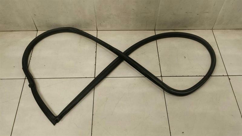 Porsche Cayman 987 Right Door Seal 98753707601 Door Seals Right