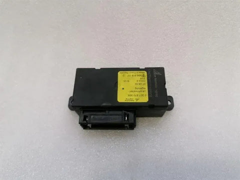 Porsche 911 996 electronic module 99661805110 control unit light module xenon