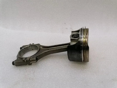 Porsche 911 996 Piston 99610305219 Piston