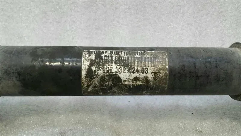 Porsche 911 997 drive shaft rear right 99733202403 rear right drive shaft