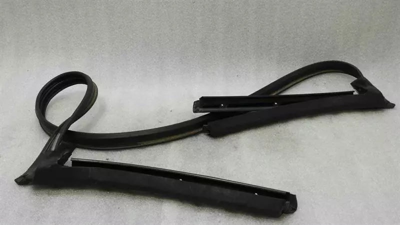 Porsche 911 997 Soft Top Seal 99756132700 Roof Top Seals