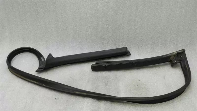 Porsche 911 997 Soft Top Seal 99756132700 Roof Top Seals