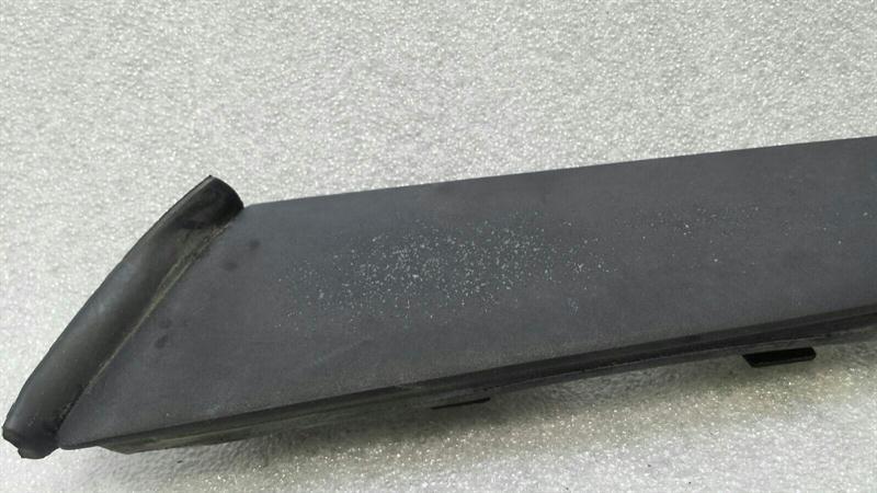 Porsche 911 997 Front Left Body Moulding 99656131900 Bar Front Left