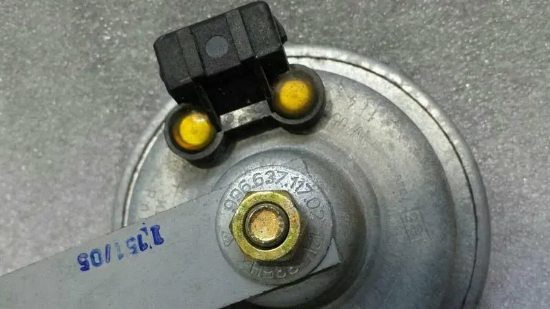 Porsche 911 997 horn 99663711702 horn fanfare