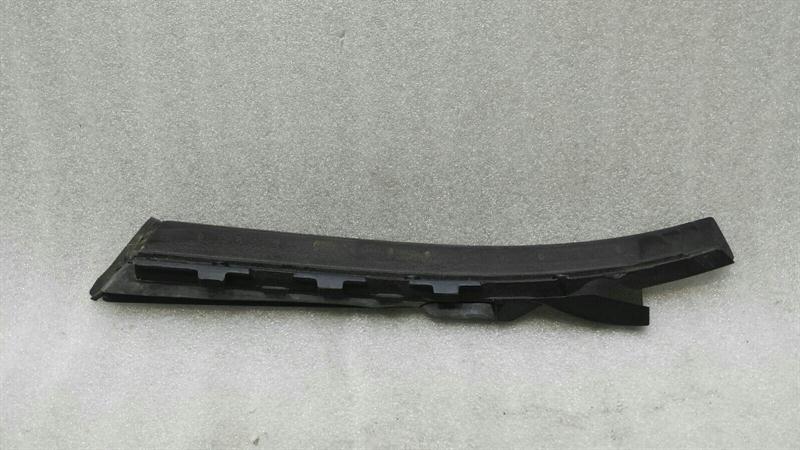 Porsche 911 997 Front Right Body Moulding 99656132000 Bar Front Right