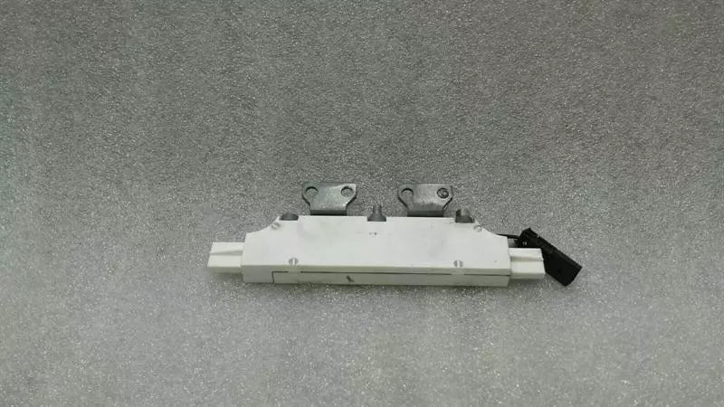 Porsche 911 997 aerial / antenna 99764711700 antenna booster