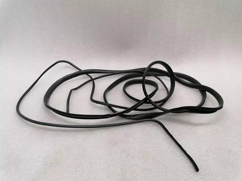 Porsche 911 993 rear screen seal 99354592500 rear screen seals