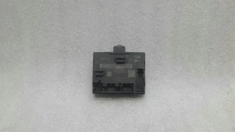 Audi S3 8V front left door module 5Q0959592D door control unit front left