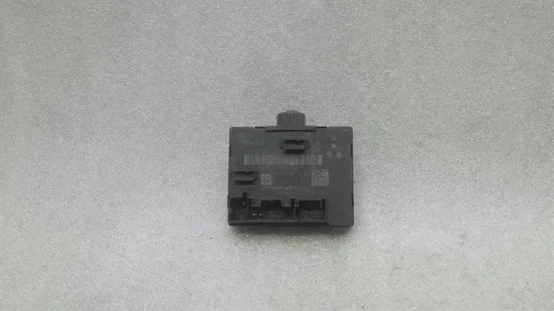 Audi S3 8V Rear Right Door Module 5Q0959595D Door Control Unit Rear Right