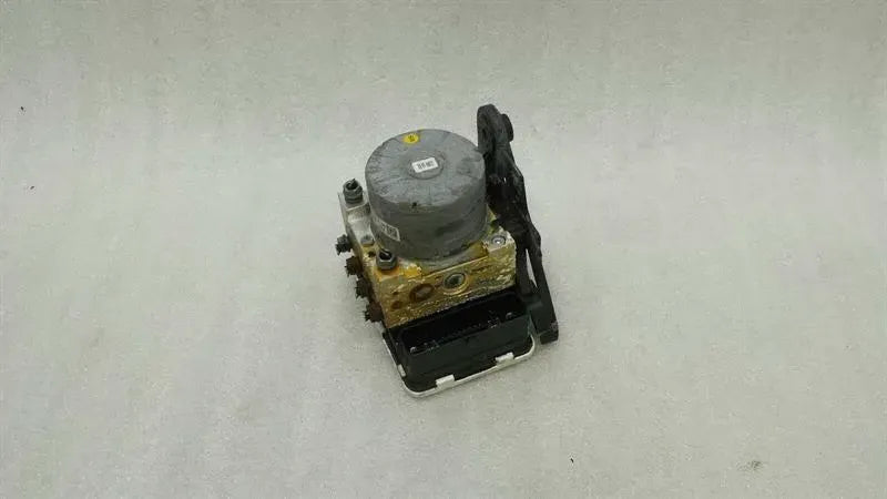 Audi S3 8V A.B.S Pump 8V0614517C ABS Pump HYDRAULIC BLOCK