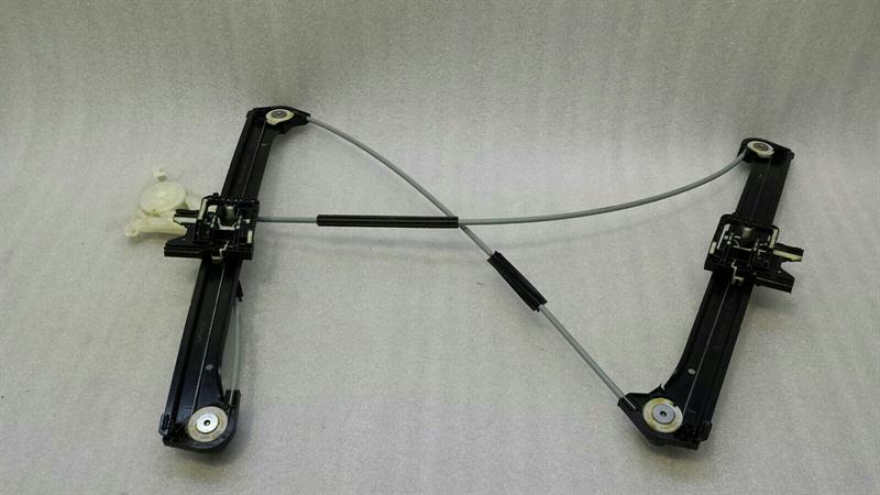 Audi S3 8V Left Front Door Winder 8V3837461A Window Regulator Front Left