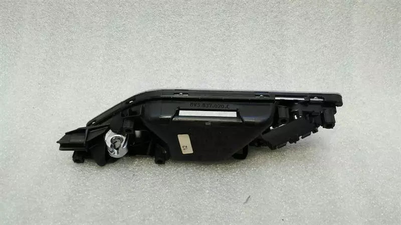 Audi S3 8V Right Door Inner Handle 8V3837020C Interior Door Handle Right