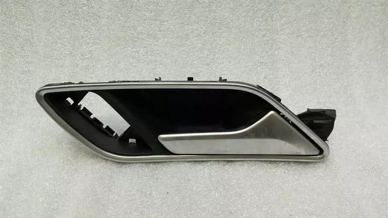 Audi S3 8V Right Door Inner Handle 8V3837020C Interior Door Handle Right