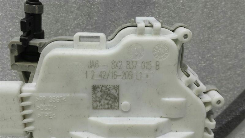 Audi S3 8V door lock left 8X2837015B door lock left