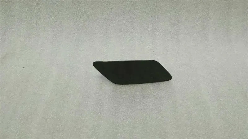 Audi S3 8V Right Headlamp Washer Jet Cover 8V3955276C Front Bumper Cover