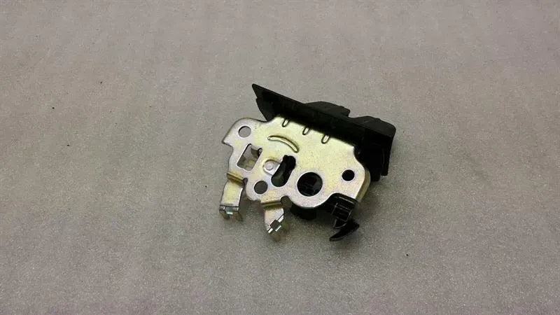Audi S3 8V boot lock 8R0827505A tailgate lock