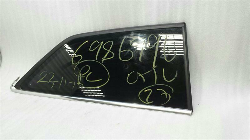 Audi S3 8V right rear 1/4 glass 8V3845300D door window 1/4 rear right