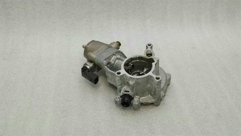 Audi S3 8V Vacuum Pump 06L145100F Vacuum Pump 06L127025Q High Pressure Pump 2.0 TFSI