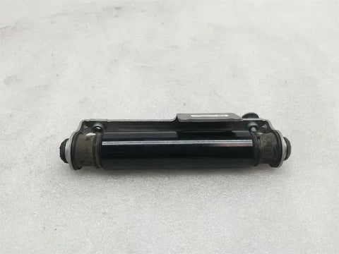 Mercedes EQC400 EQC N293 A2939500000 TAILGATE vibration remover