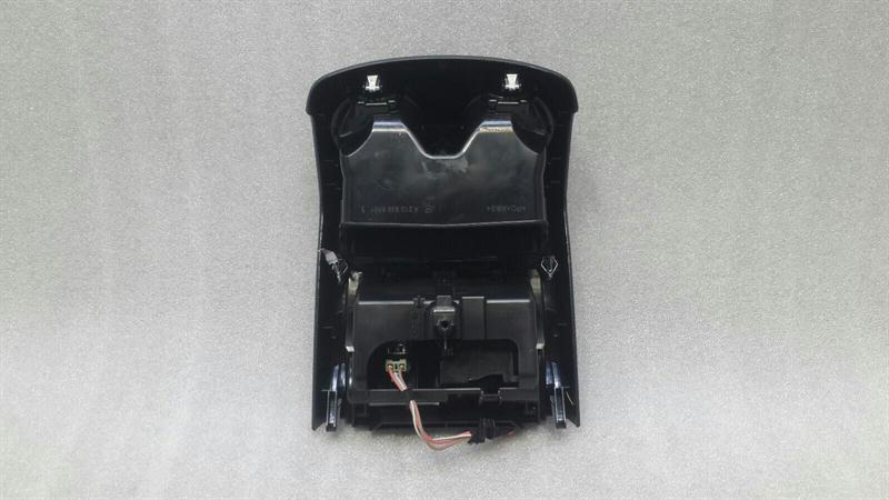 Mercedes E Class W213 Rear Air Vent A2138309501 Vent Vent Grille