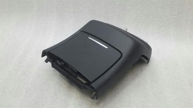 Mercedes E Class W213 Rear Air Vent A2138309501 Vent Vent Grille