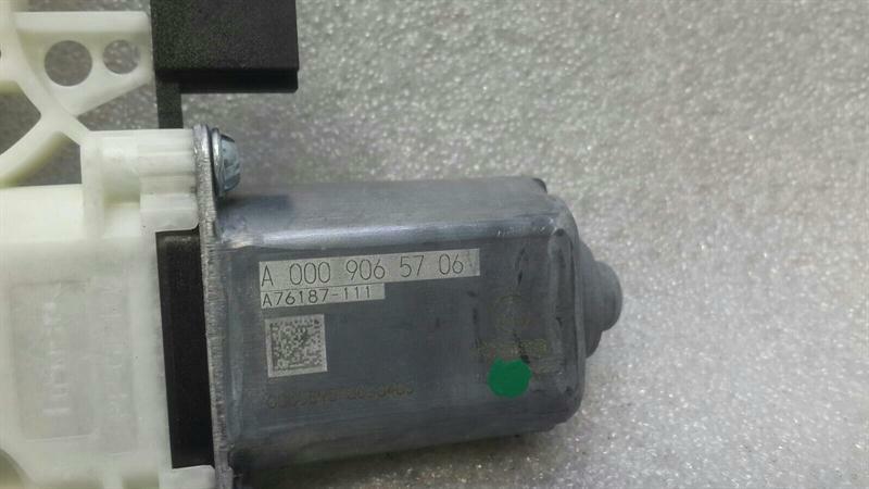 Mercedes E Class W213 FRH Door Window Motor A0009065706 Window Regulator Motor Front