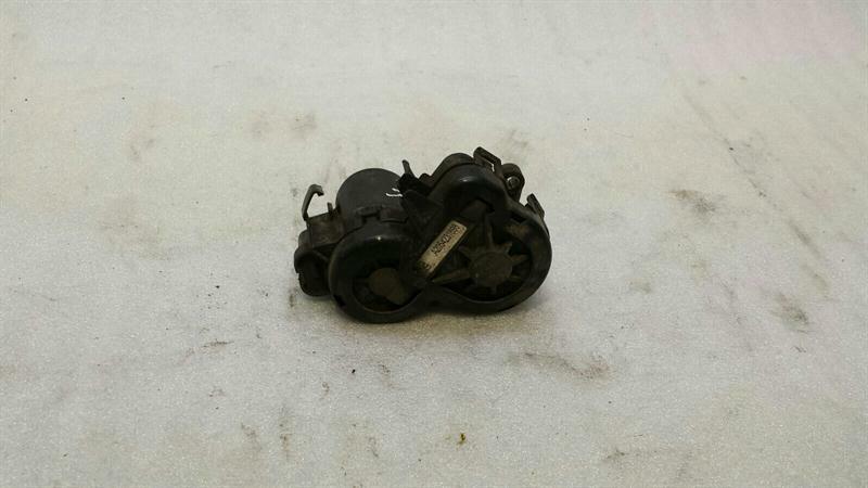 MERCEDES C CLASS W205 PARK BRAKE ENGINE A0009061303 ACTUATOR PARKING BRAKE RIGHT