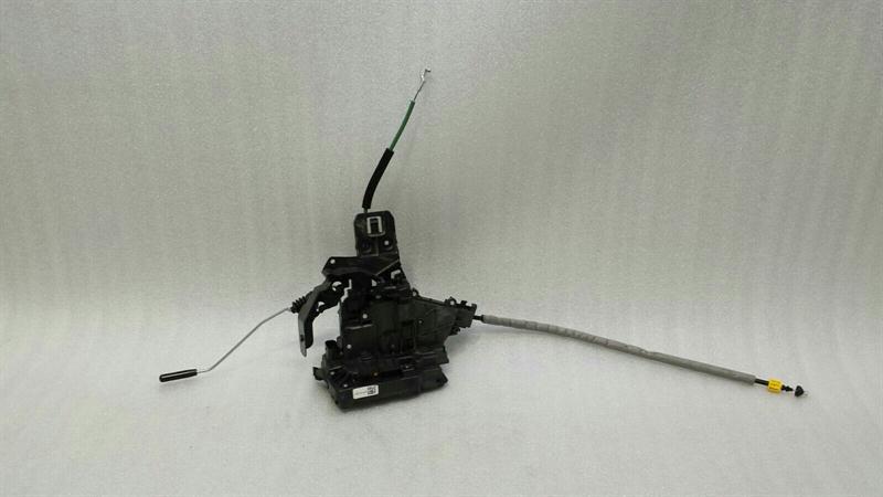 Mercedes C Class W205 Door Lock RRH A0997304200 Door Lock Rear Right