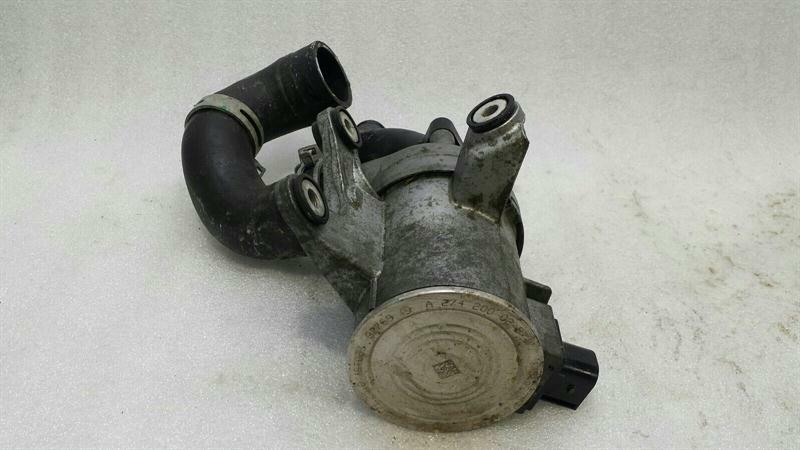 Mercedes C Class W205 Water Pump A2742000207 Water Pump M274