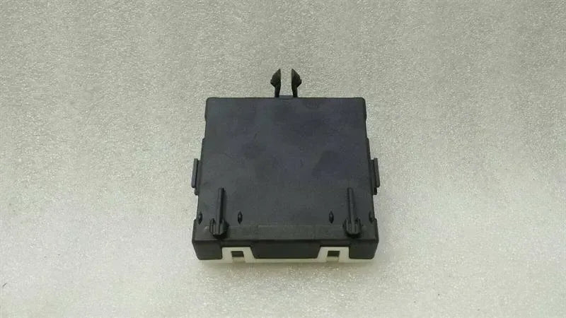 Mercedes C Class W205 FLH Door Module A2059004021 Door Control Unit Front Left