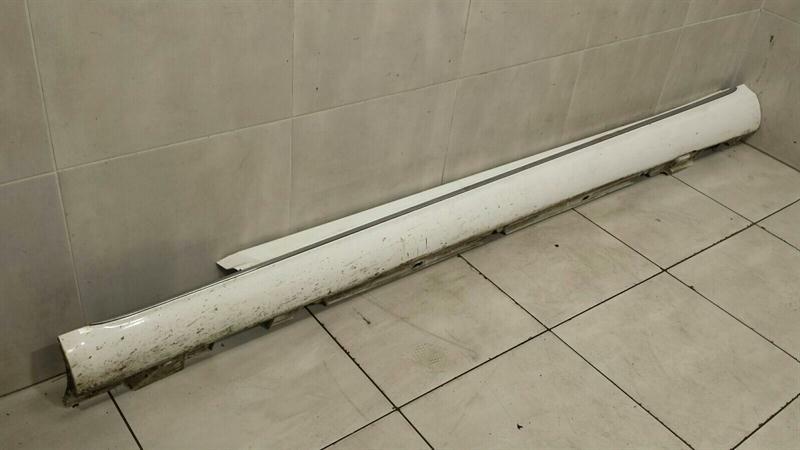 Mercedes C Class W205 Side Skirt Left A2056980354 Side Skirts Left