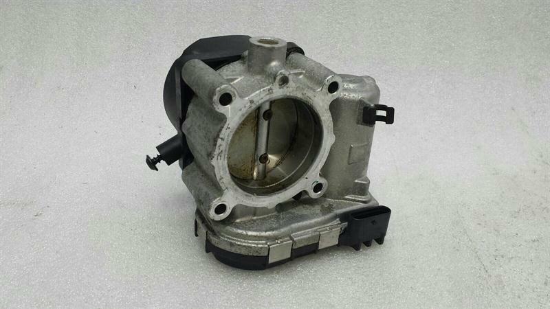 Mercedes C Class W205 Throttle Body A2701410025 Throttle Body