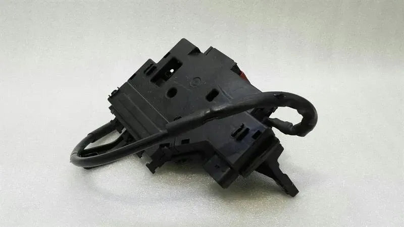 Mercedes C Class W205 Fuse Box A2055402150 Fuse Box