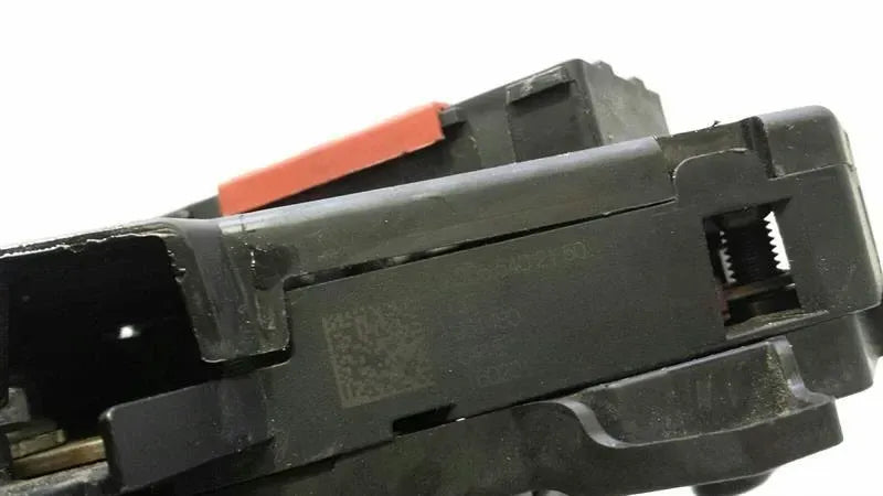 Mercedes C Class W205 Fuse Box A2055402150 Fuse Box