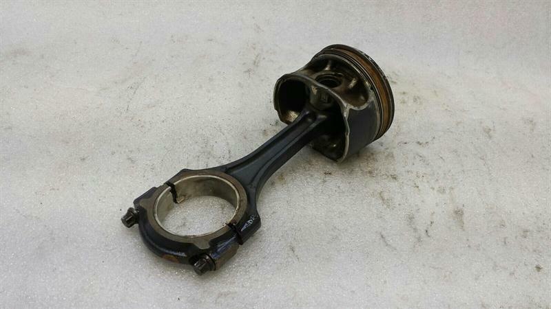 MERCEDES C CLASS W205 M274 ENGINE PISTON A2740301517 ENGINE PISTON