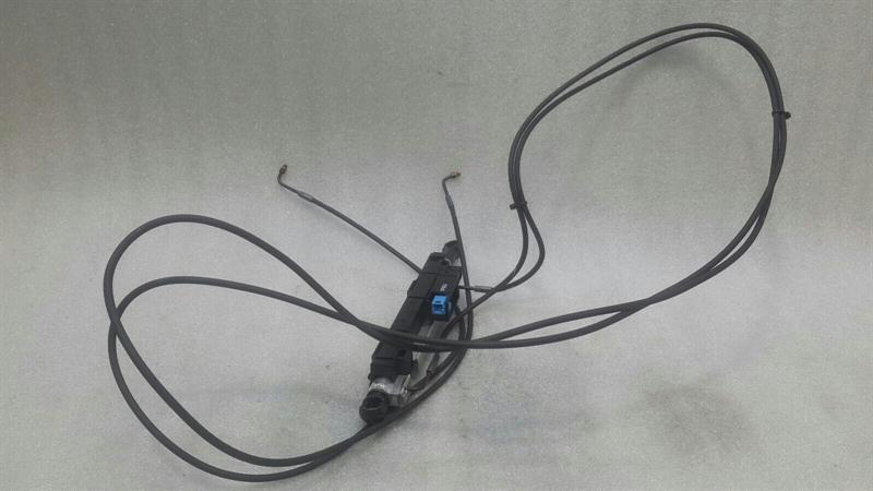 Mercedes SLC R172 RRH Hydraulic Cylinder A1728000472 Hydraulic Cylinder Rear RE