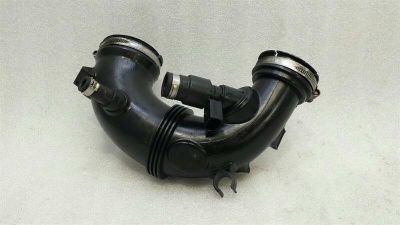 Mercedes C Class W205 Intake Pipe A2740900929 Intake Hose Charging Air