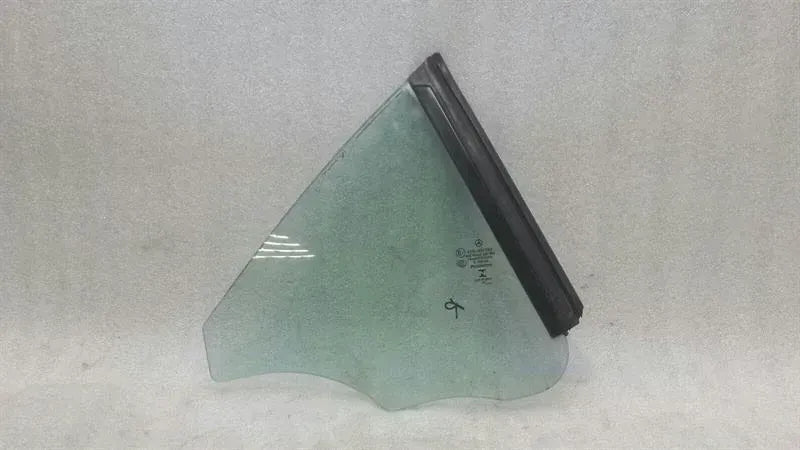 Mercedes SLC R172 right rear 1/4 glass A1726700200 door window 1/4 rear right