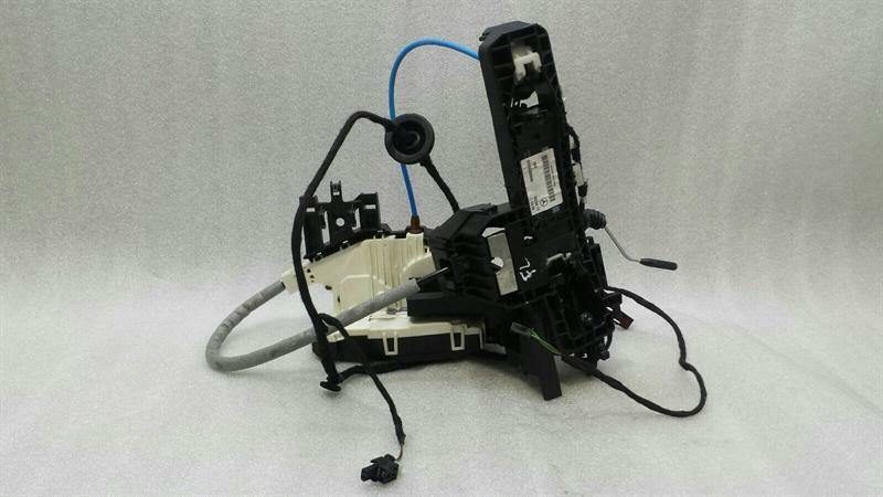 Mercedes A45 AMG W176 front left door lock A1667200735 door lock front RHD