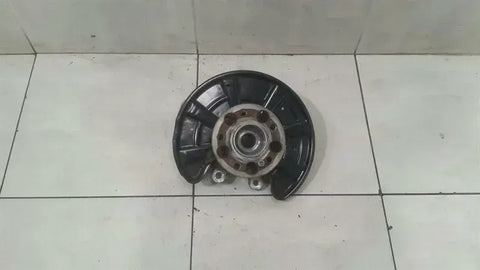 Mercedes SLC R172 MOPF Left Rear Hub A1723501908 Wheel Bearing Housing Rear Left