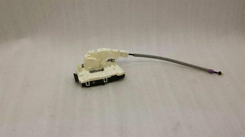 Mercedes A Class W176 rear right door lock A2047303635 door lock rear right
