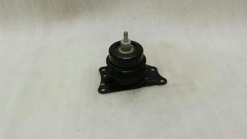 Audi A1 8X Right Engine Mount 6R0199167Q Motor Holder Right 1.4 TFSI