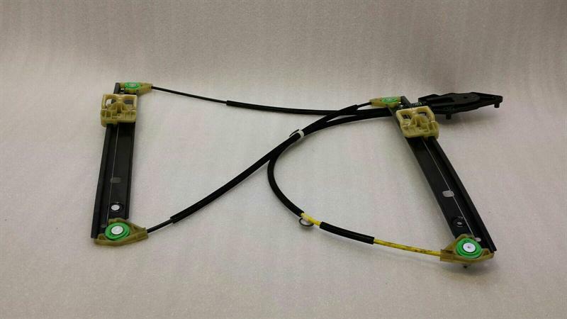 Audi A1 8X Right Front Door Winder 8X3837462A Window Regulator Front Right