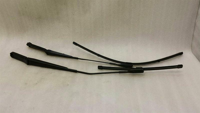 Audi A1 8X Wiper Arm 8X2955407A RHD RIGHT HANDLEBAR