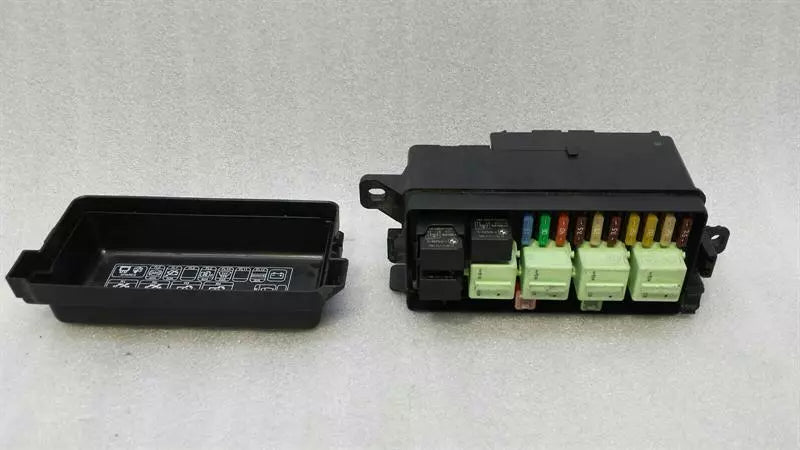 Mini Countryman S R60 Fuse Box 9240943 Fuse Box