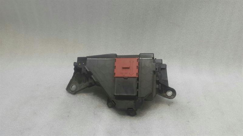Mercedes C Class W205 Fuse Box A2055402350 Fuse Box C200